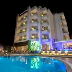 Munamar (adults Only) تورونشْ