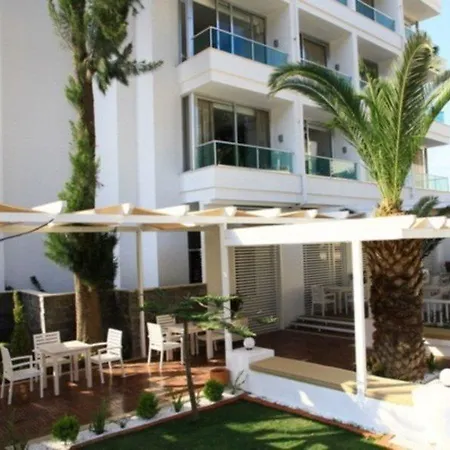 Munamar (adults Only) Hotel