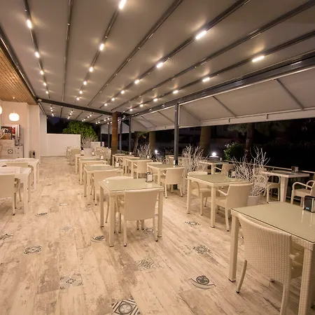 酒店 Munamar (adults Only) 4*