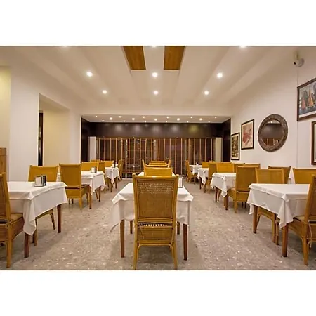 酒店 Munamar (adults Only) 4*