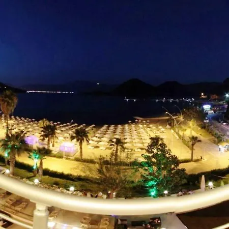 Munamar (adults Only) 4*